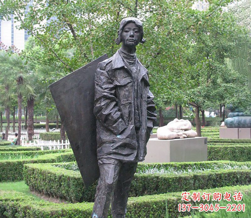 周口背画板女孩公园人物铜雕