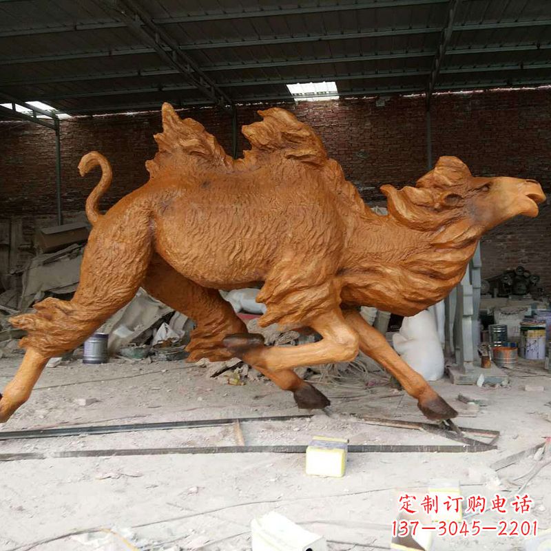 周口奔跑的骆驼仿真雕塑