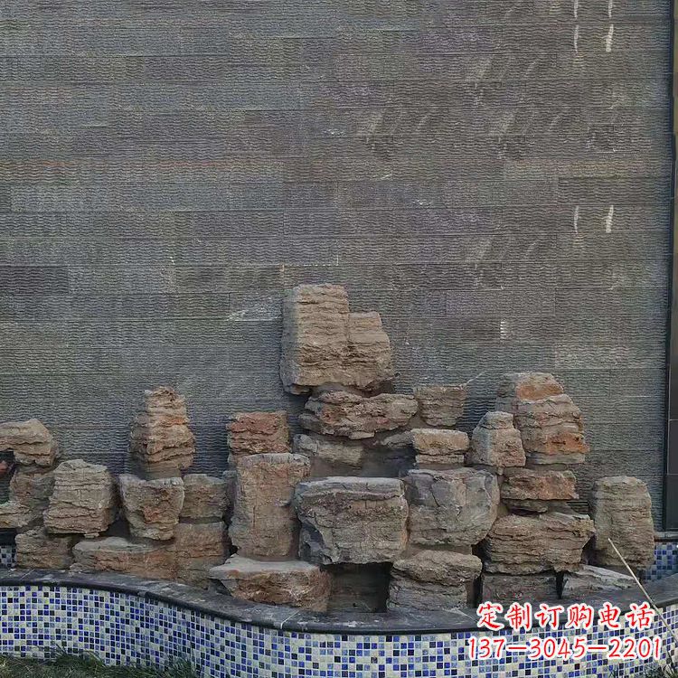 周口别墅庭院假山鱼池