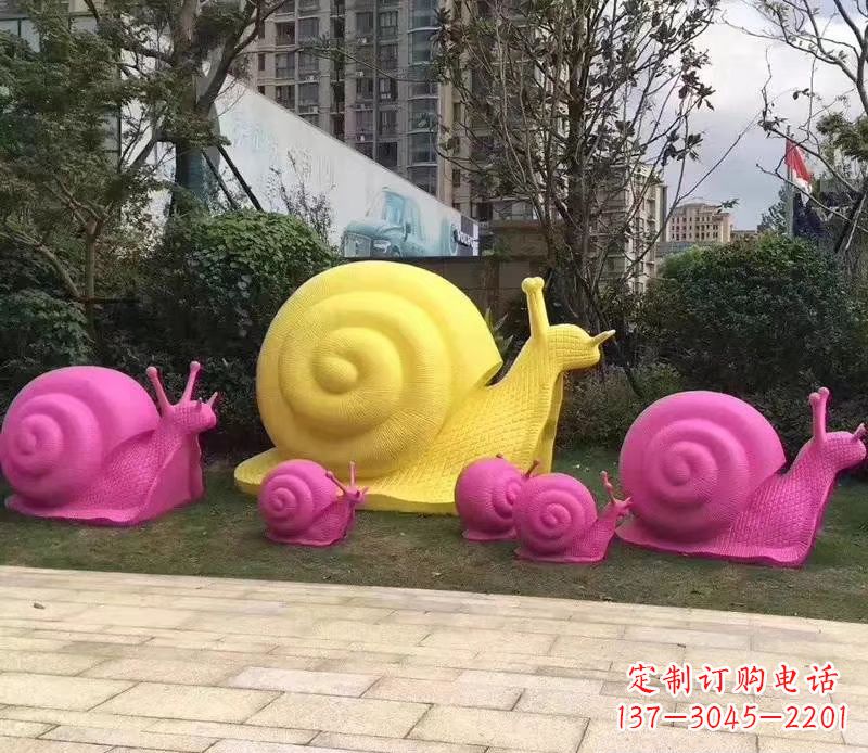 周口玻璃钢彩绘蜗牛雕塑