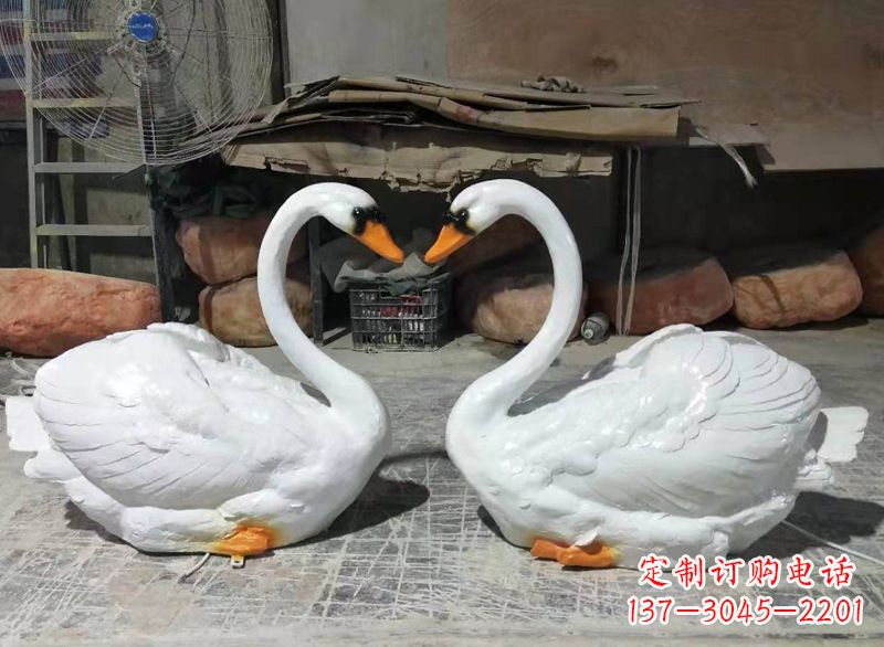 周口玻璃钢仿真发光天鹅雕塑