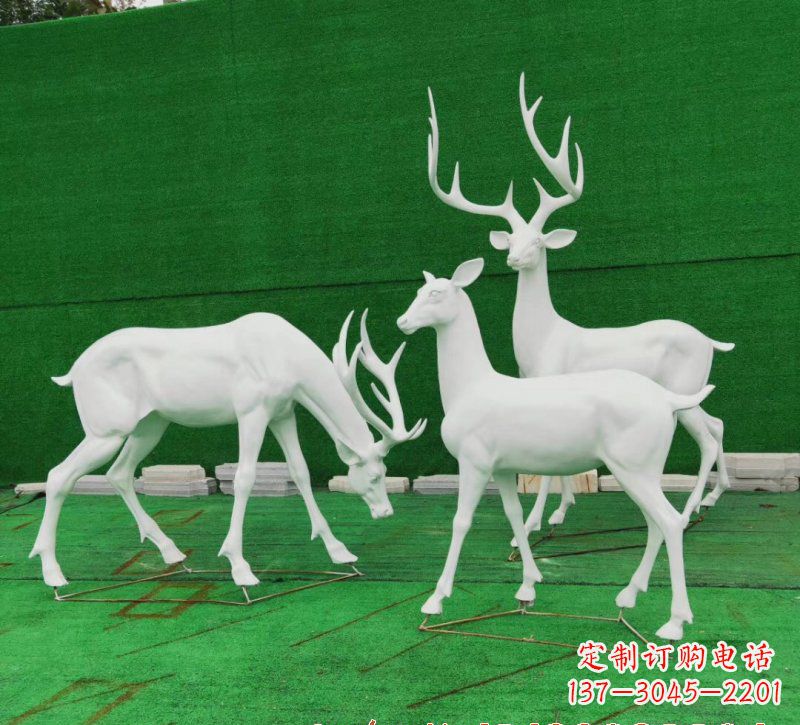 周口玻璃钢仿真鹿群雕塑