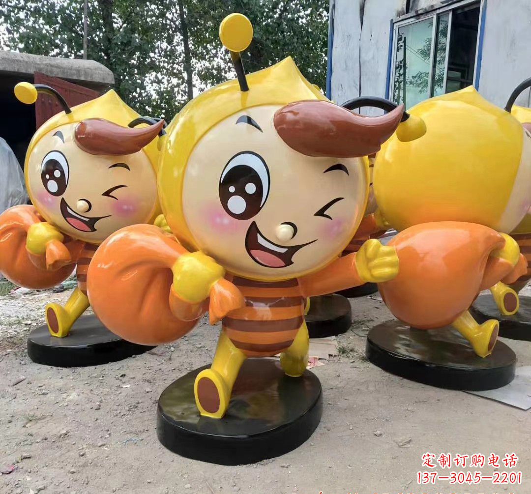 周口该雕塑的内容。