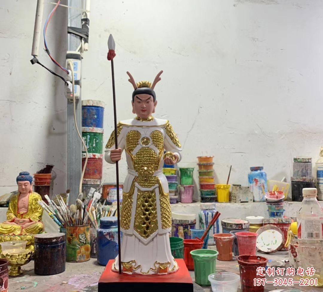周口玻璃钢龙王三太子雕塑传承传统文化的艺术瑰宝