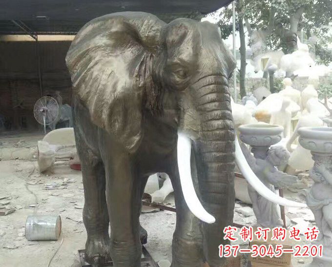 周口玻璃钢大象雕塑——一座非凡的雕塑