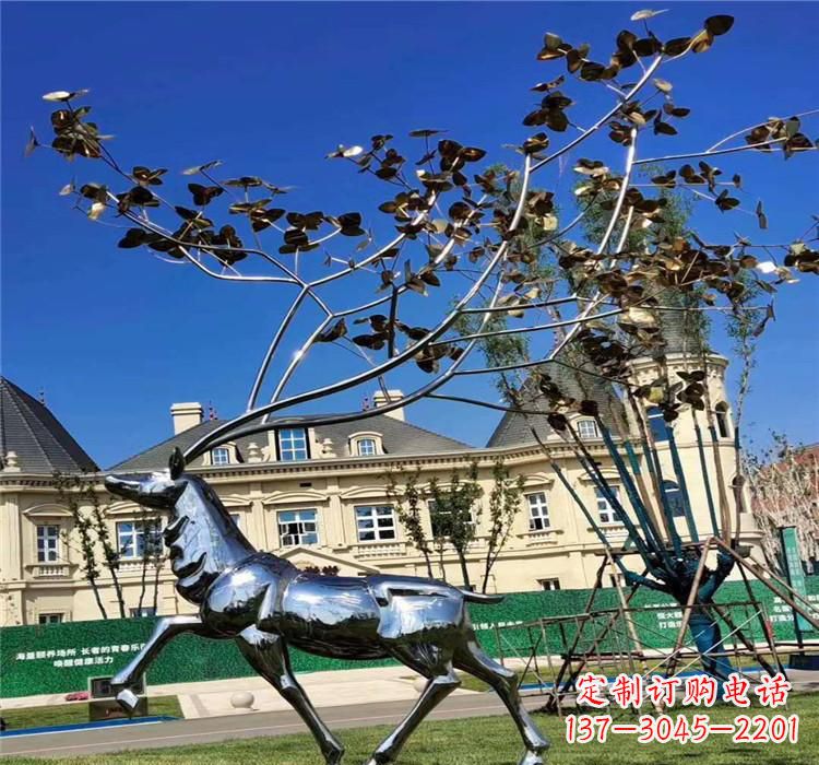 周口不锈钢梅花鹿雕塑精美而又经久不衰