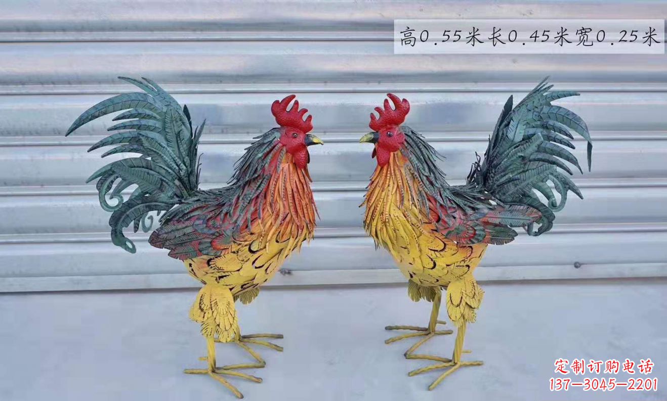 周口不锈钢彩绘公鸡雕塑——景观雕塑的精彩绽放