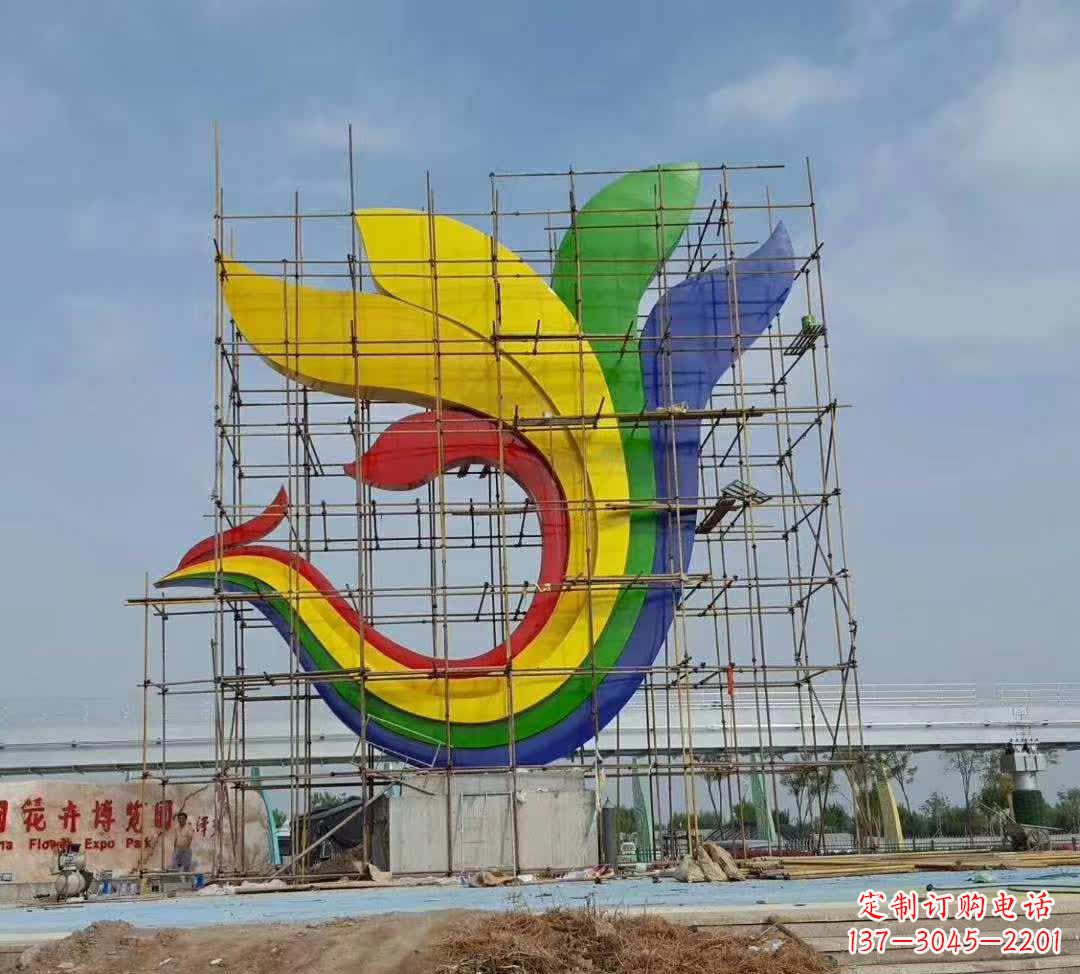 周口不锈钢彩色凤凰雕塑传承文化,融合美感