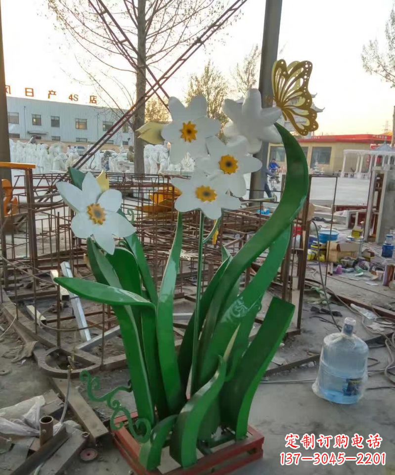周口不锈钢之美——紫荆花雕塑