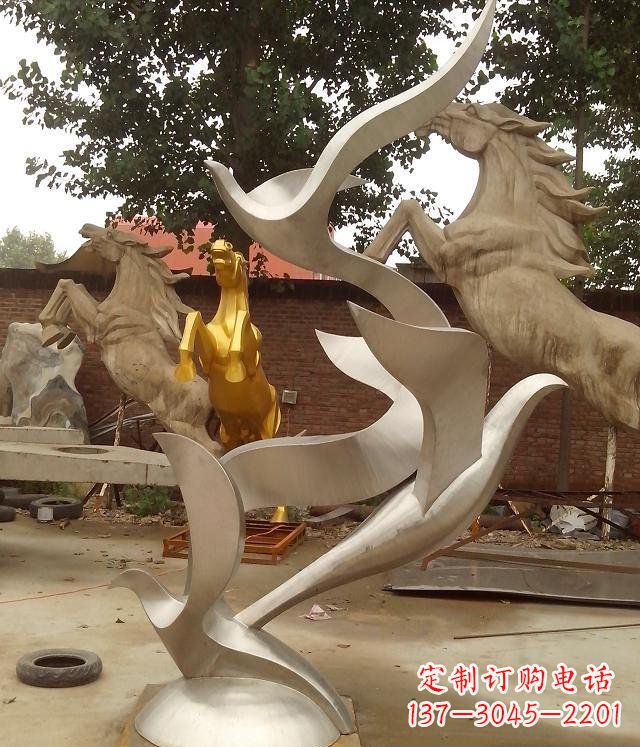 周口精美不锈钢鸽子雕塑