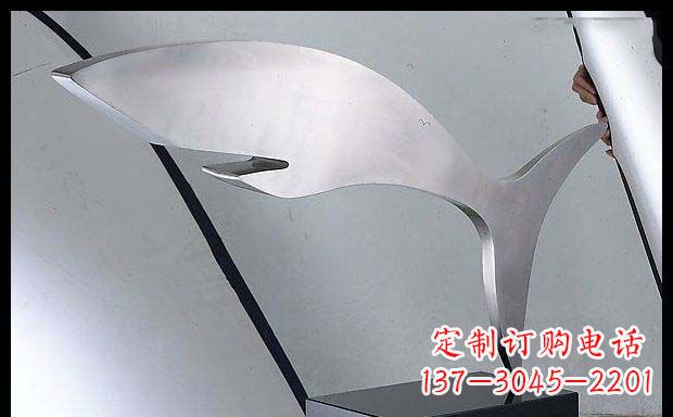 周口精美不锈钢鲸鱼雕塑