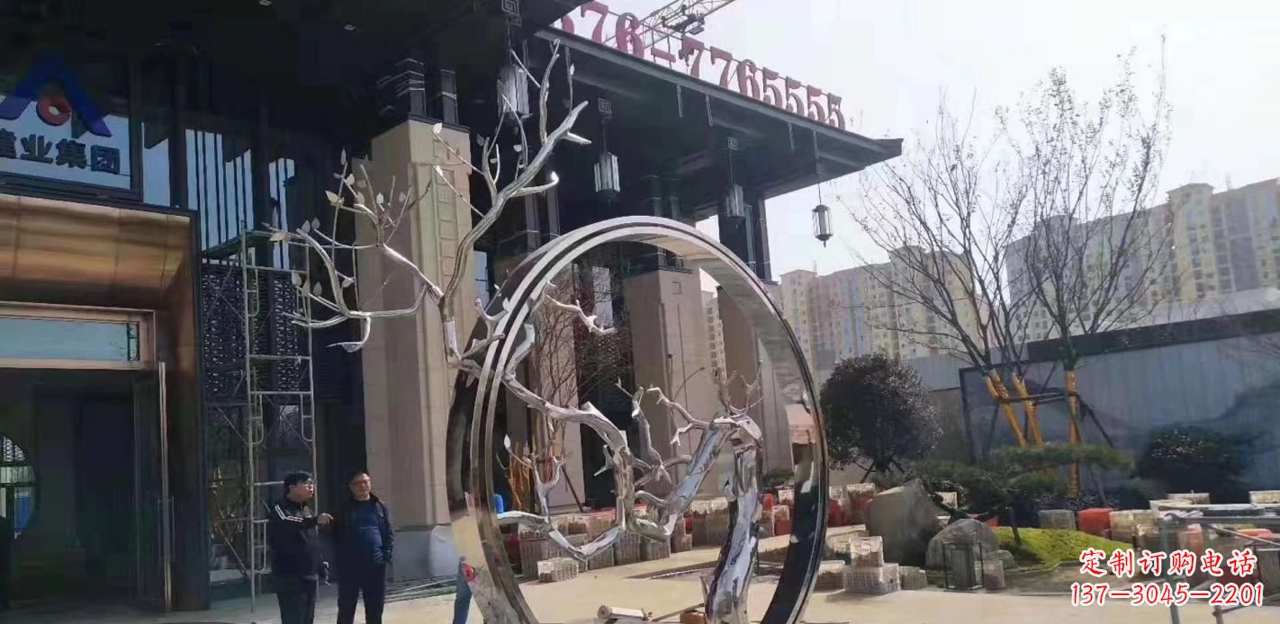 周口不锈钢抽象镜面圆环雕塑