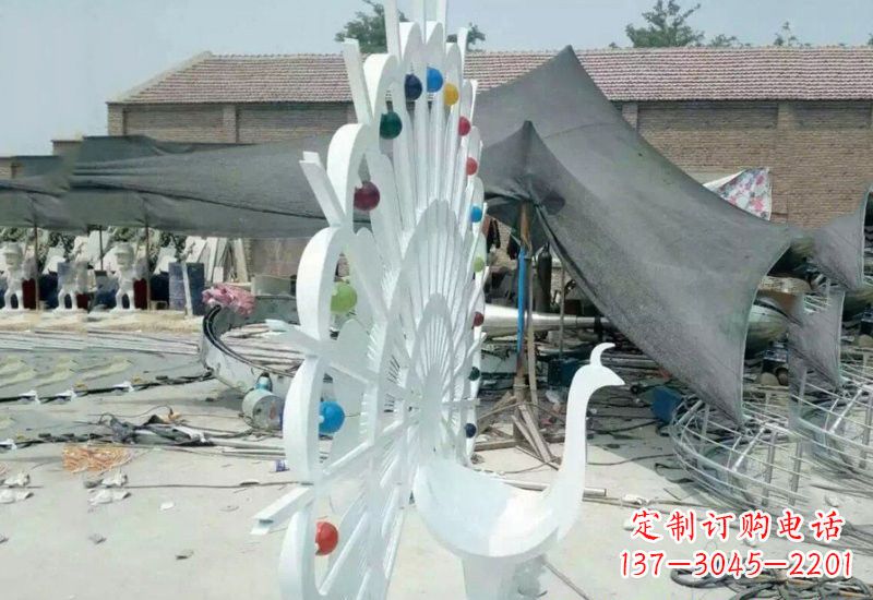 周口不锈钢孔雀雕塑精美绝伦