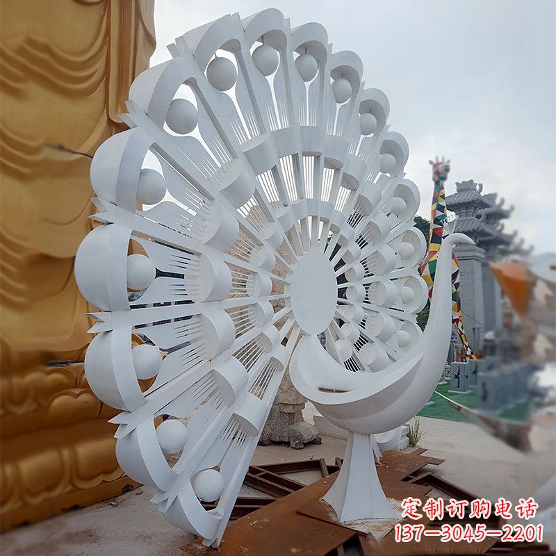 周口不锈钢孔雀雕塑精美雕刻的艺术精品