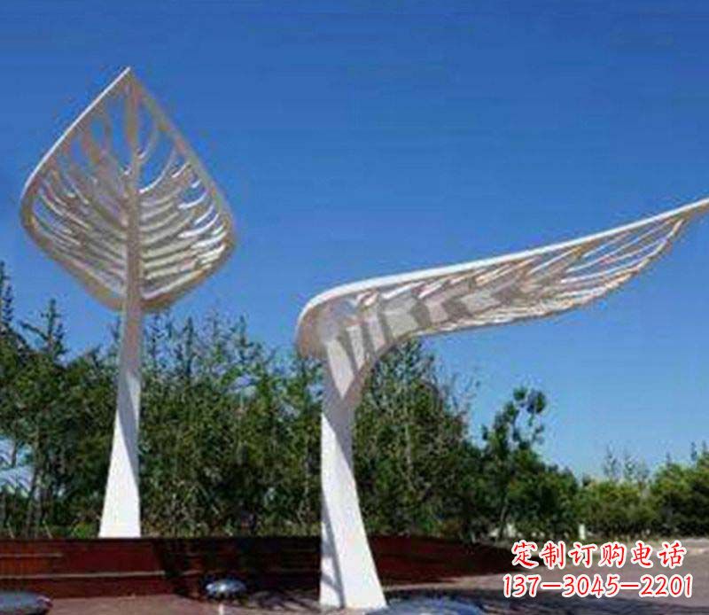 周口精美不锈钢树叶雕塑