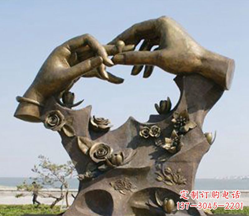 周口不锈钢戒指雕塑表达爱的艺术精品