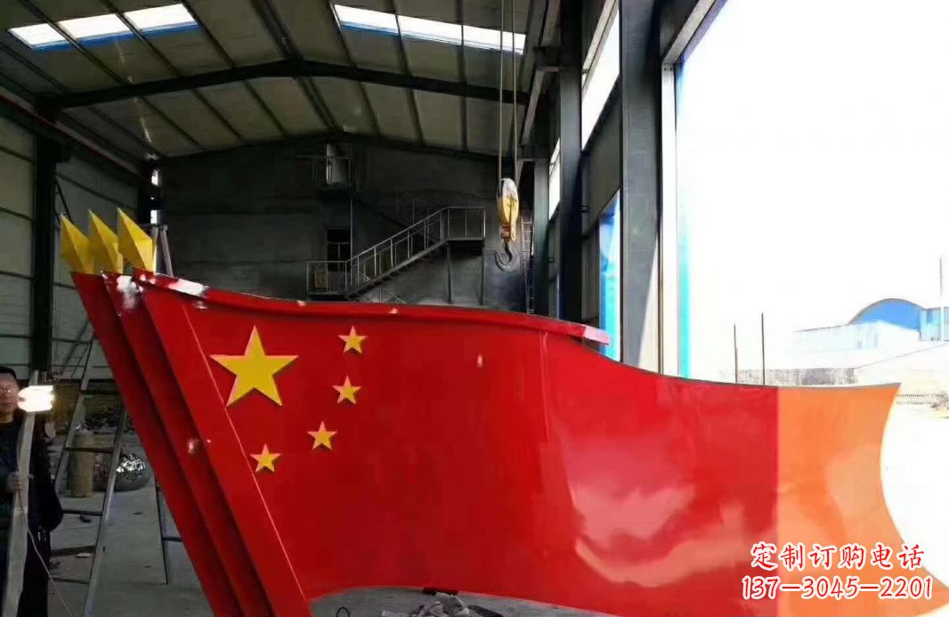周口不锈钢党旗雕塑象征着中国共产党的伟大