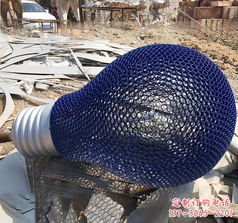 周口不锈钢灯泡雕塑22