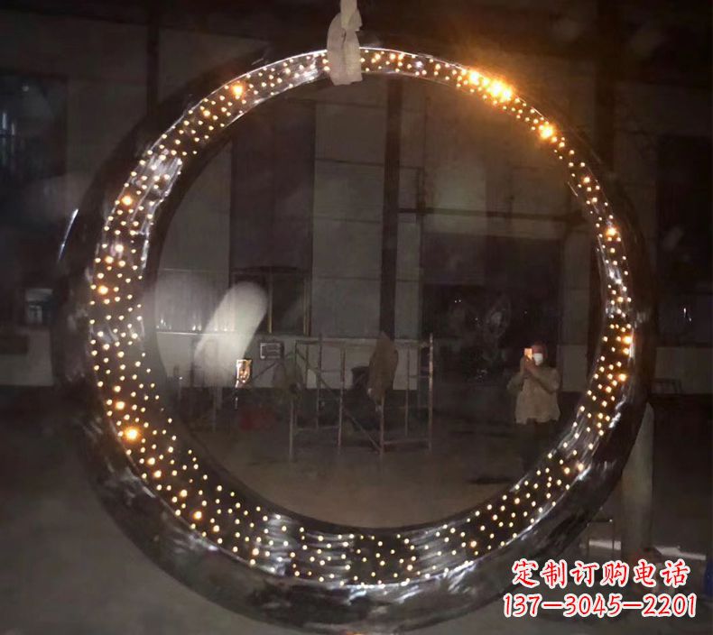 周口璀璨夜空,不锈钢发光月亮雕塑