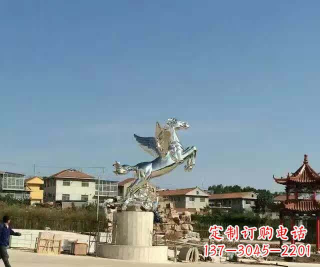 周口不锈钢飞马雕塑象征勇气与美丽