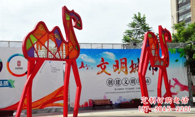 周口不锈钢骆驼雕塑——精美的艺术之作