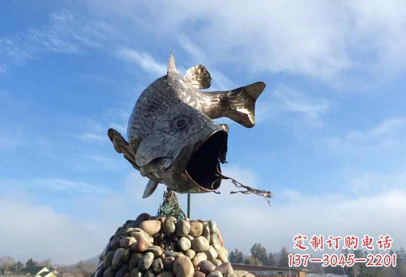 周口不锈钢鲤鱼雕塑
