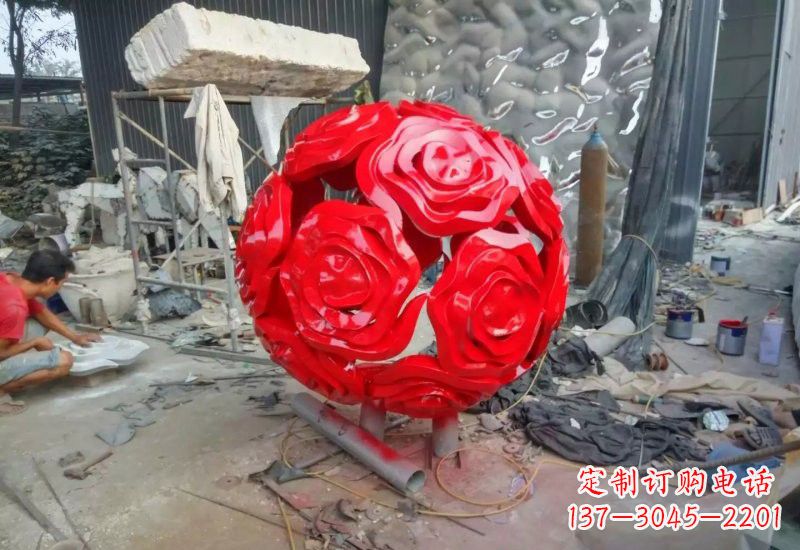 周口不锈钢玫瑰雕塑让玫瑰之美永存