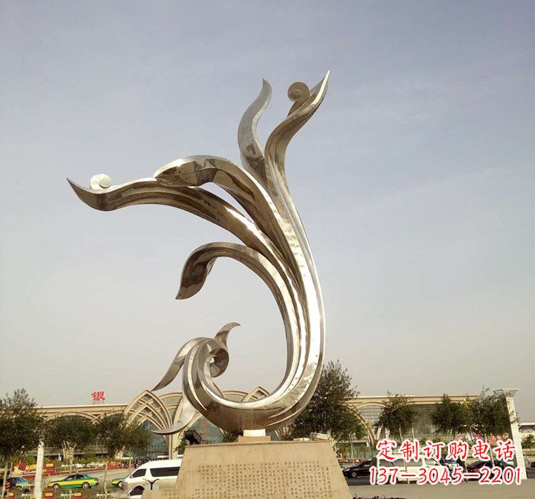 周口凤凰雕塑，让不锈钢广场更加精彩
