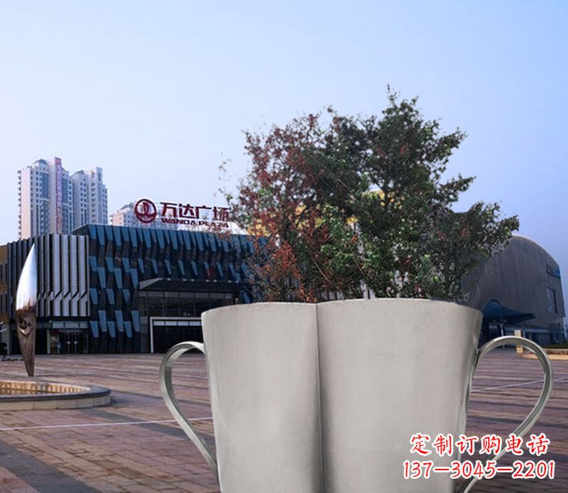周口不锈钢花盆雕塑带来精致的艺术感受