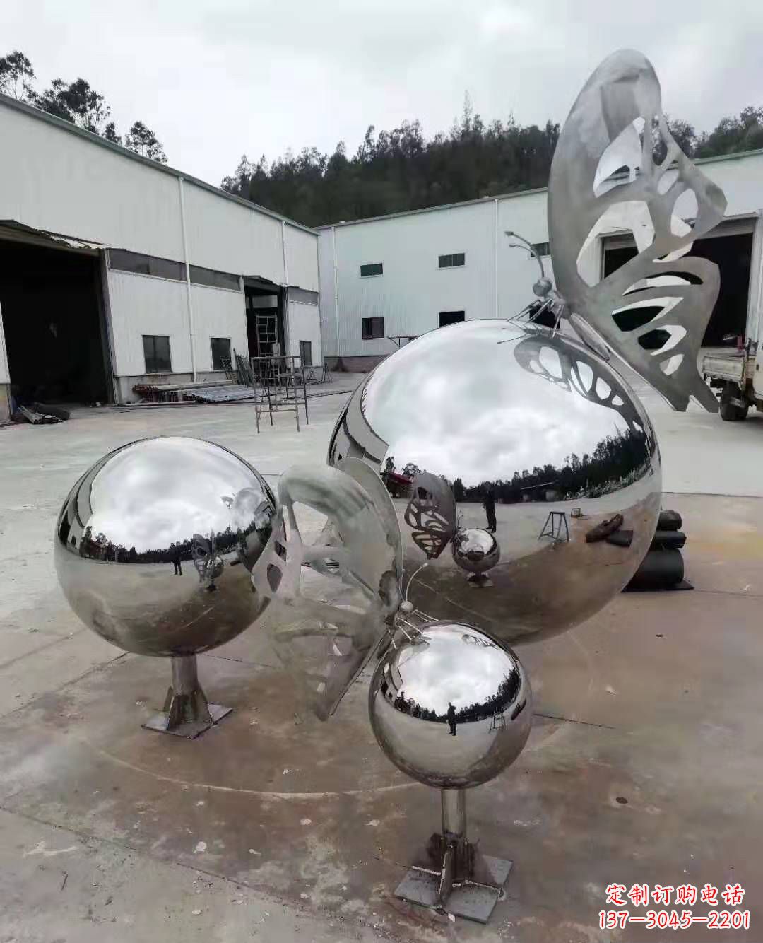 周口不锈钢蝴蝶雕塑美丽而迷人