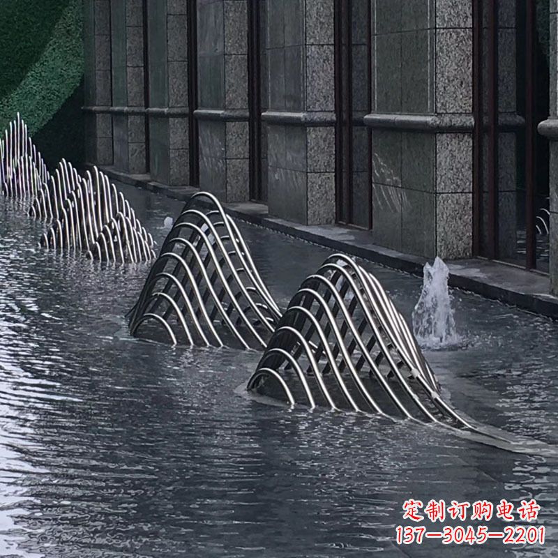 周口不锈钢假山雕塑精美外形，百变造型