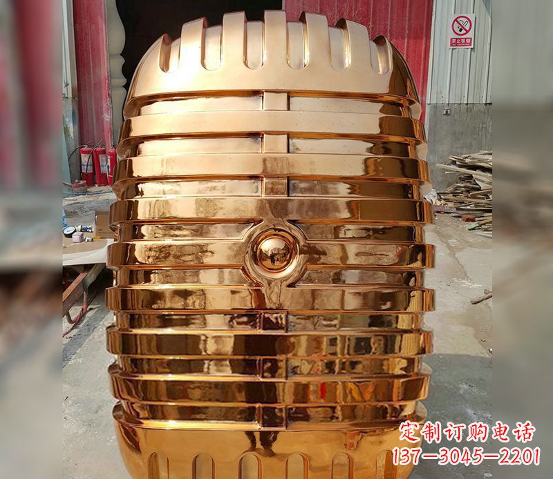 周口精美不锈钢话筒雕塑