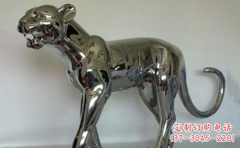 周口不锈钢金钱豹雕塑给人以高贵气质的艺术瑰宝