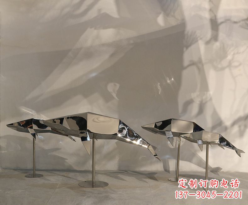 周口不锈钢海豚雕塑——精致的艺术形式