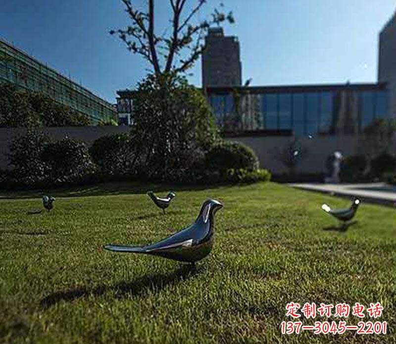 周口不锈钢镜面鸽子雕塑象征和平与美丽