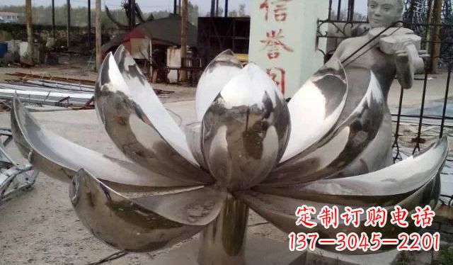 周口不锈钢莲花雕塑精美绝伦