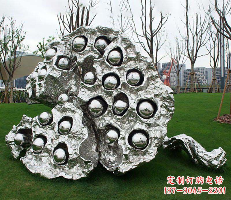 周口不锈钢莲蓬雕塑——精美极致的艺术品