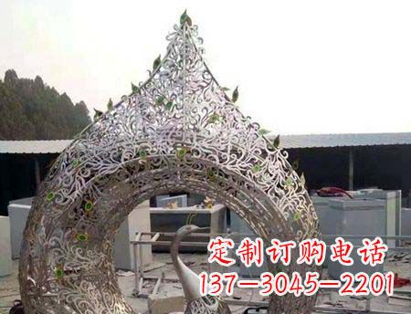 周口不锈钢镂空孔雀雕塑精美的艺术之作