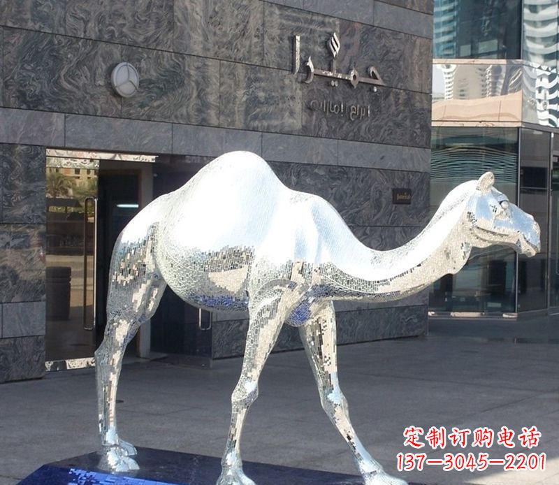 周口不锈钢骆驼雕塑精美外形折射古朴美感
