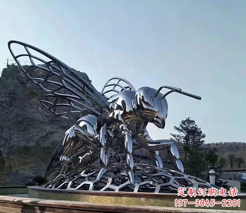周口不锈钢蜜蜂雕塑精美雕塑点缀环境