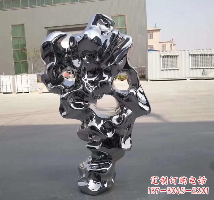 周口太湖石雕塑精美的艺术瑰宝