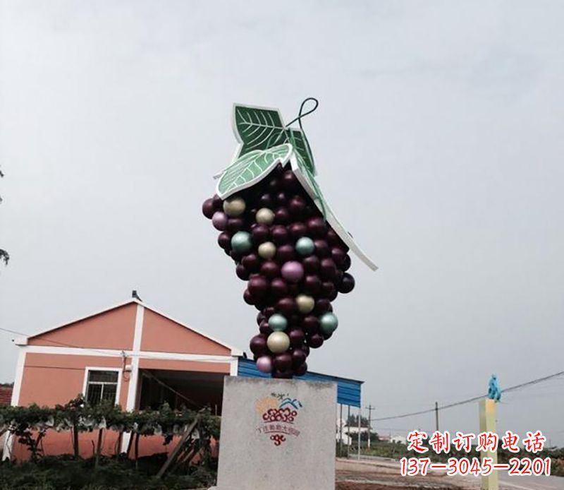 周口精美绝伦的不锈钢葡萄雕塑