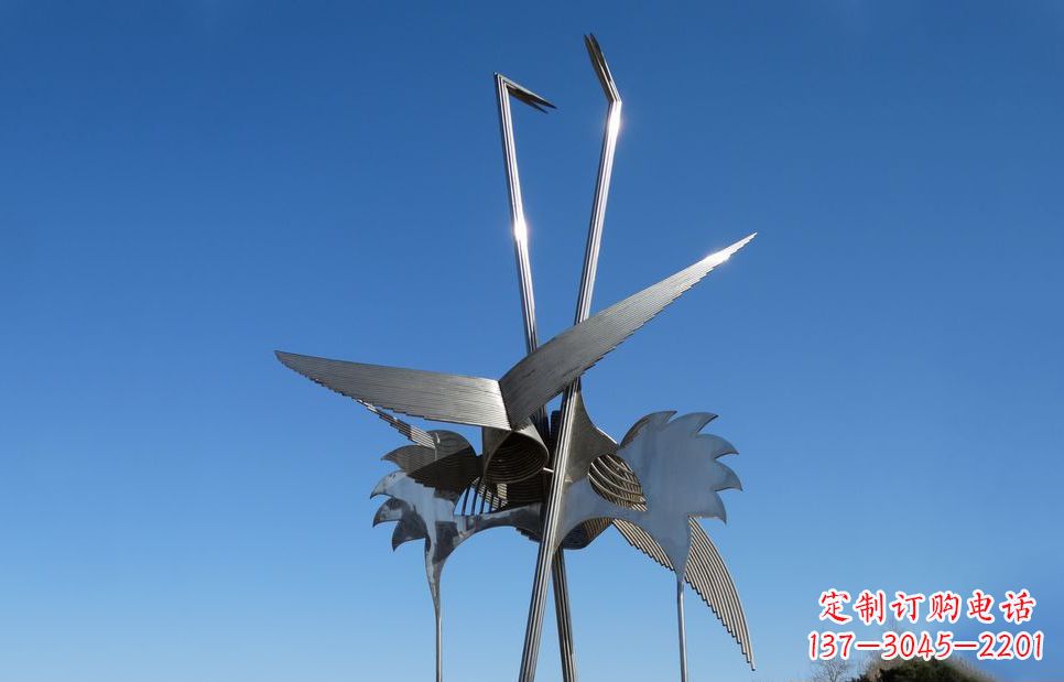 周口不锈钢鸵鸟雕塑精美外形、传神表现