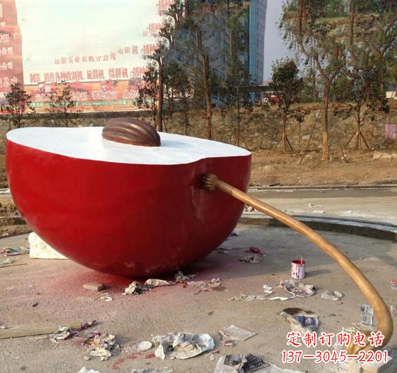 周口不锈钢苹果雕塑美丽与现代的融合