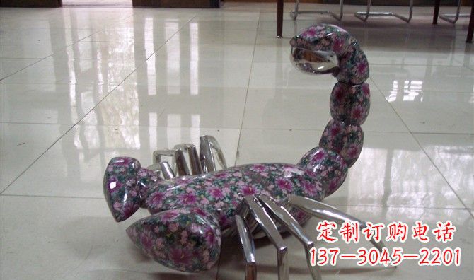周口不锈钢蝎子雕塑精美的装饰品