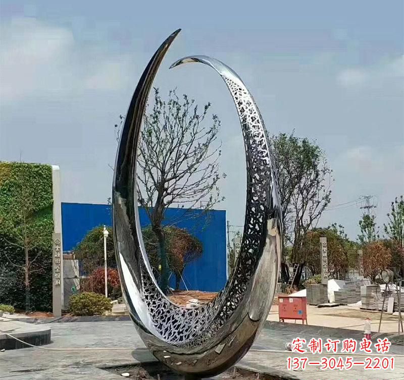 周口不锈钢圆环雕塑将艺术与实用结合