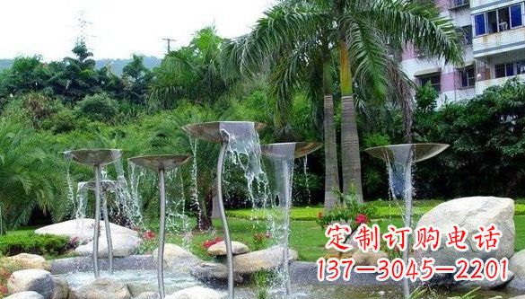 周口不锈钢喷泉雕塑——艺术之美
