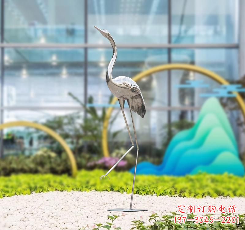 周口不锈钢展翅仙鹤雕塑