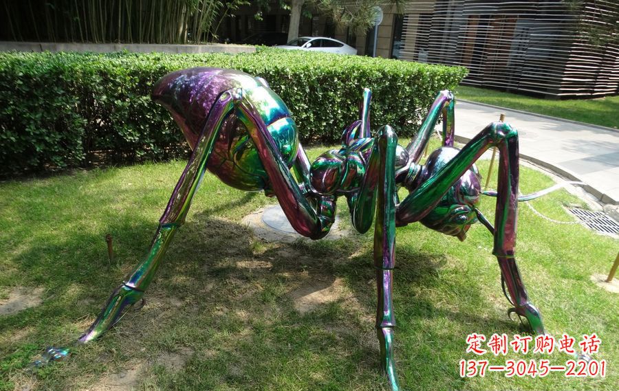 周口蜘蛛侠传递英雄激情的不锈钢雕塑