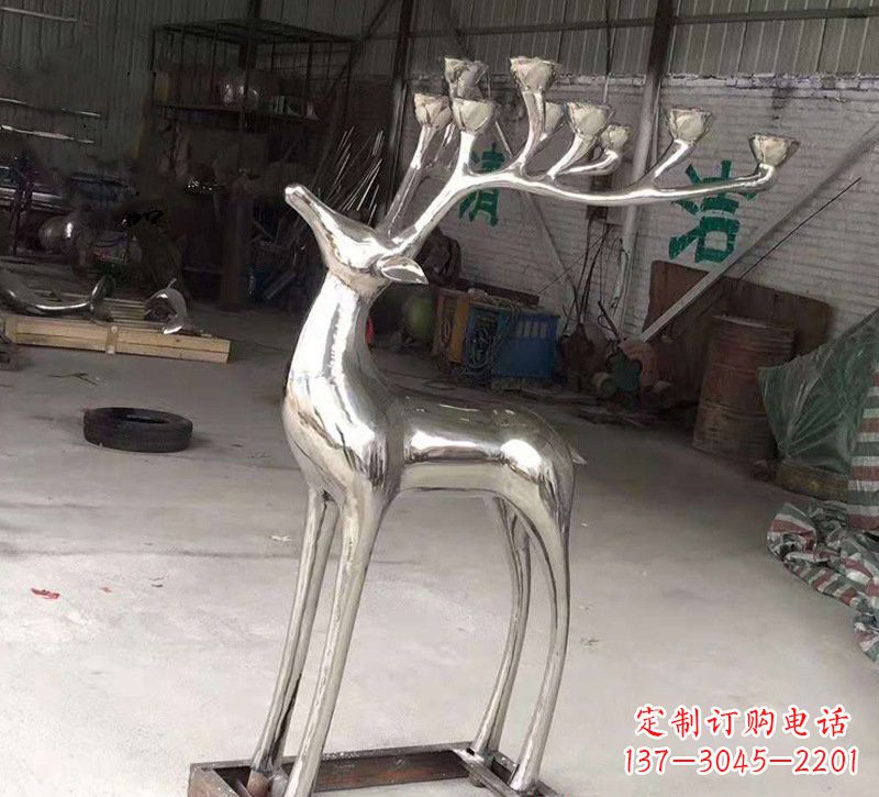 周口精美梅花鹿雕塑——点亮不锈钢烛台